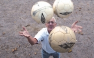 Med mange baller i luften